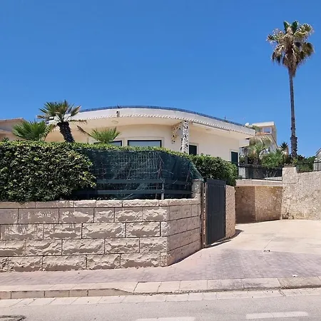 Brezza Di Mare, Con Piscina E Vista Mare Вилла *