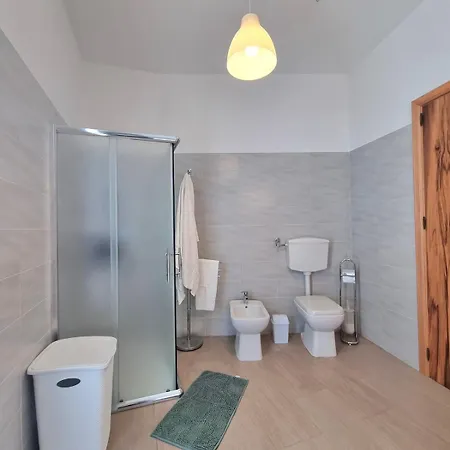 Brezza Di Mare, Con Piscina E Vista Mare Вилла Марина-ди-Рагуза