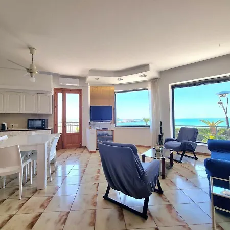 Brezza Di Mare, Con Piscina E Vista Mare Марина-ди-Рагуза